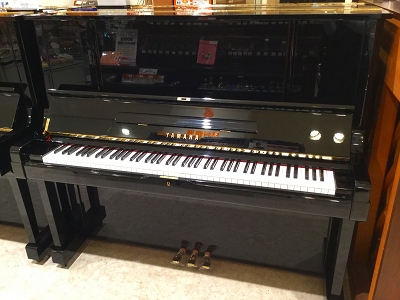 中古アップライトYAMAHA YUX