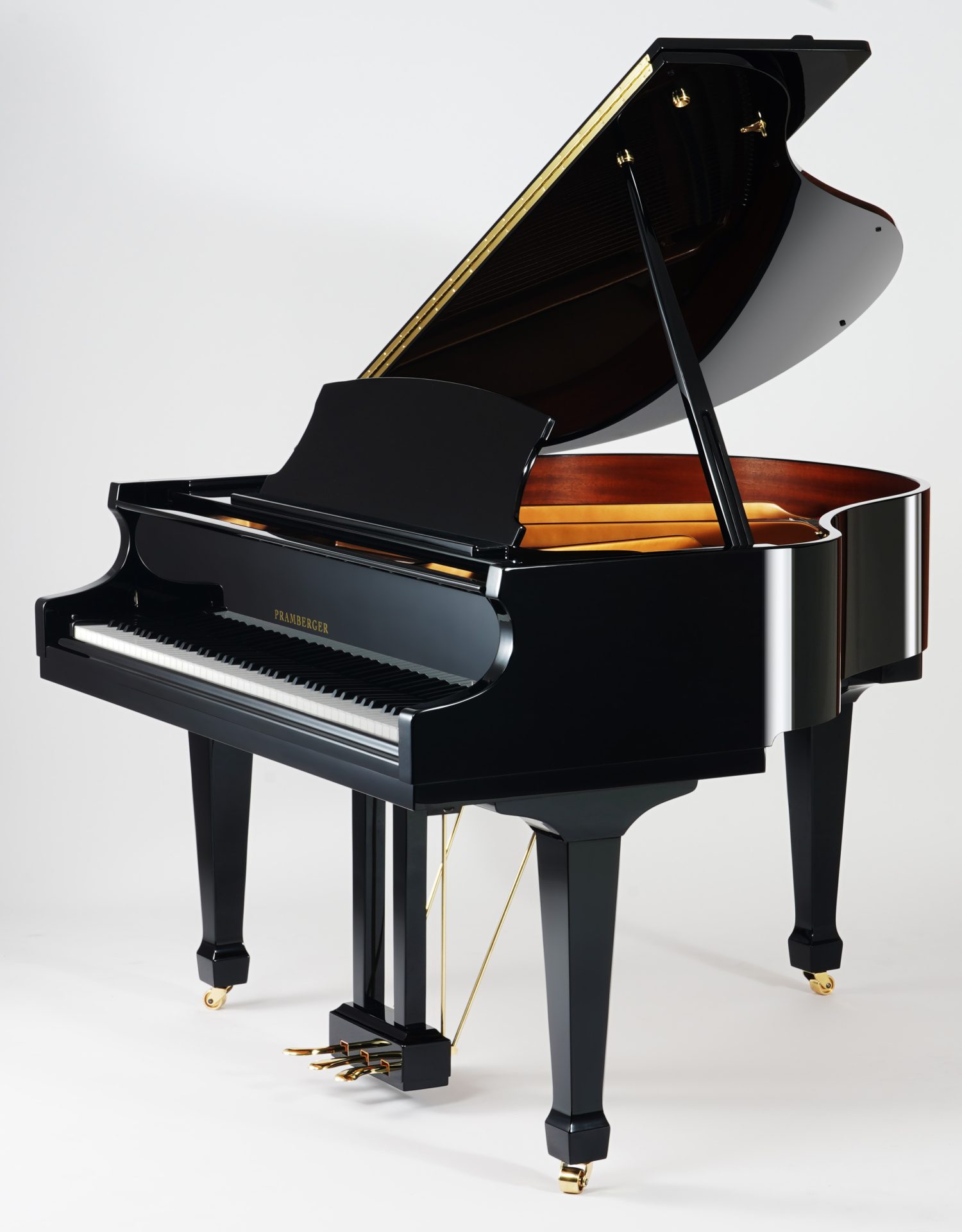 新品グランドピアノPRAMBERGER LG-145