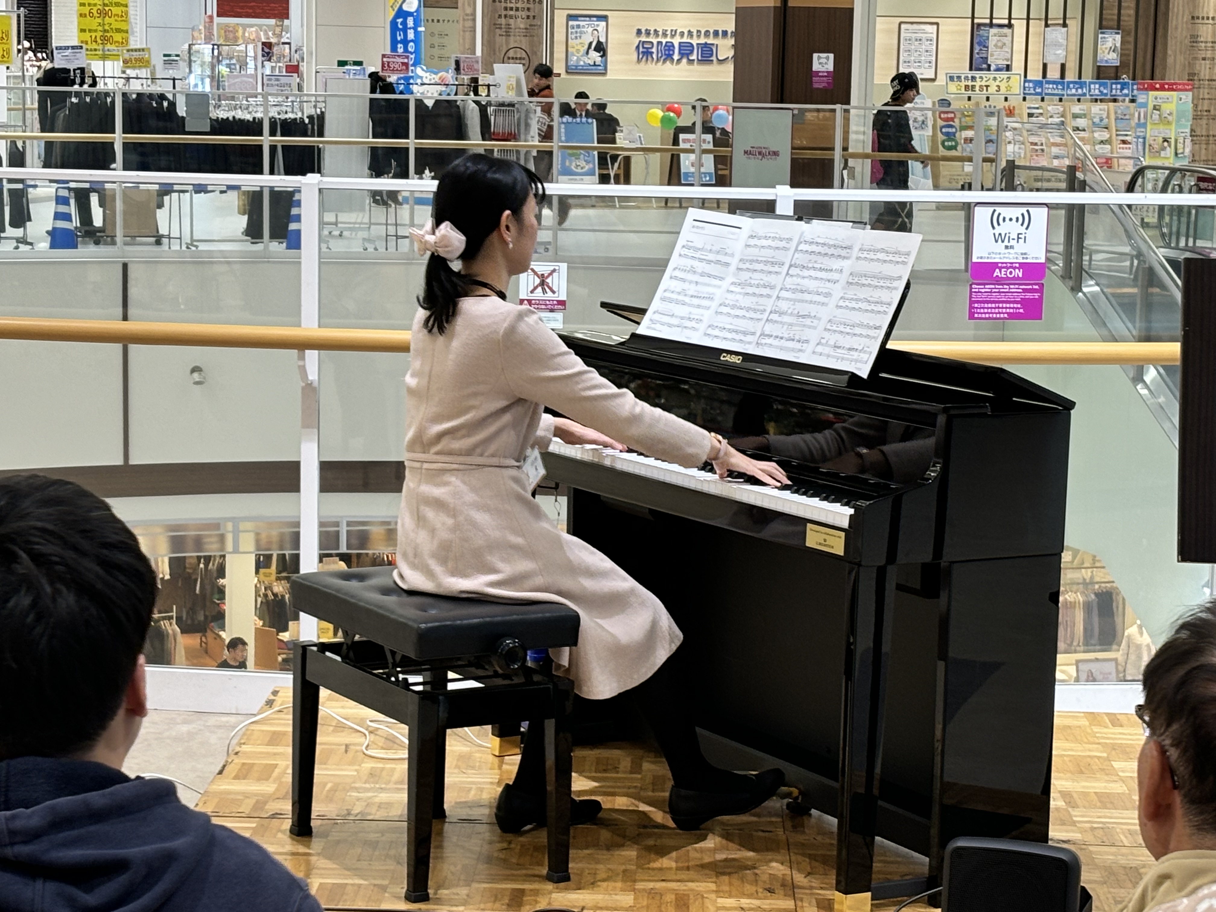 皆様こんにちは。島村楽器イオンモール綾川店　ピアノインストラクターの泉 人美です。 先日、11月15日(土)16時00分～16時30分は音楽の秋♪ピアノミニコンサート＆ピアノ体験会を開催いたしました！ ご来場いただきました皆様お忙しい中誠にありがとうございます。 ご来場いただけなかった皆さまにも当日 […]