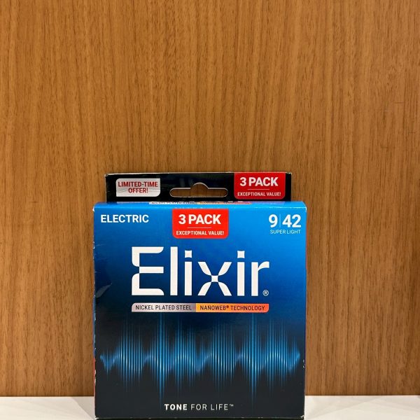 ● エリクサー NANOWEB スーパーライトゲージ（09-42）<br />
【こんな方におすすめ】<br />
・手の力に自信がない初心者の方<br />
・チョーキングを多用するロック・ポップス系プレイヤー<br />
￥4,980(税込)