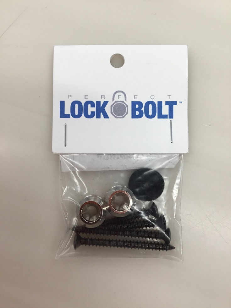 *ストラップピン用の台座、入荷しました！ PERFECT LOCK BOLTのストラップピン用の台座のみの商品が入荷しました！！ これを使えばストラップピンがもっと手軽に！ **1つのストラップピンで2本のストラップが使える！！ 通常PERFECT LOCK BOLTのストラップピンには、ストラップ […]