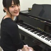 【ピアノ・幼児の基礎音楽コース】高橋 理沙子先生/金曜日担当