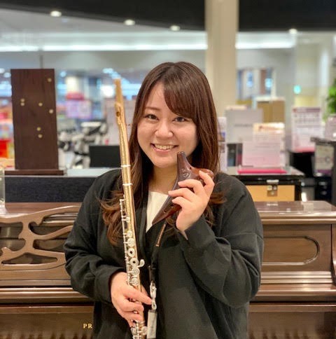 フルート・オカリナ インストラクター井手 愛菜(いで あいな)