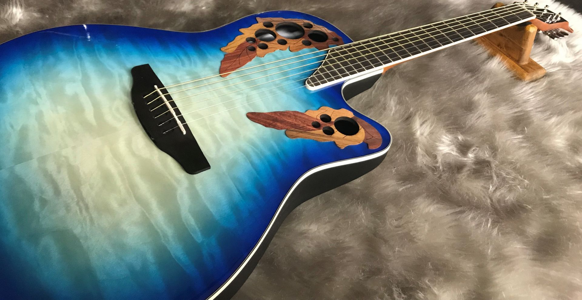 【入荷情報】Ovation – CE48P