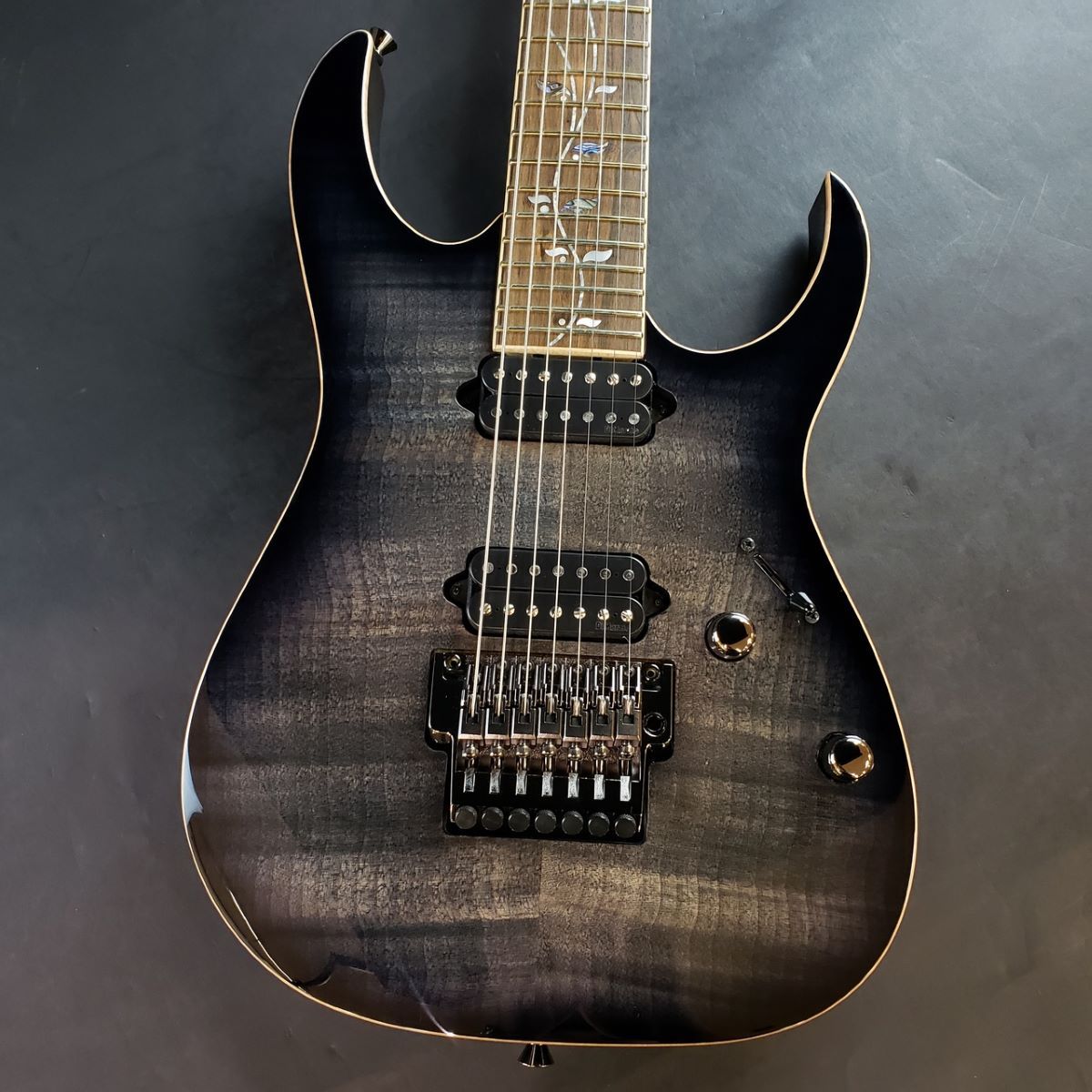 IbanezRG8527 / Black Rutile