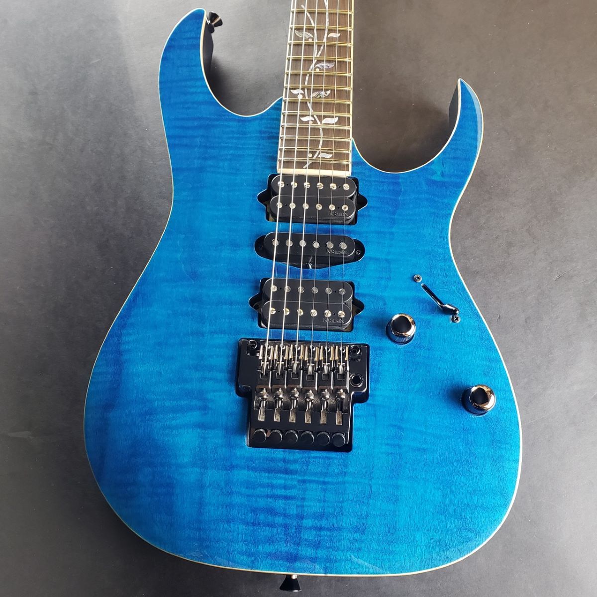 IbanezRG8570 / Royal Blue Sapphire