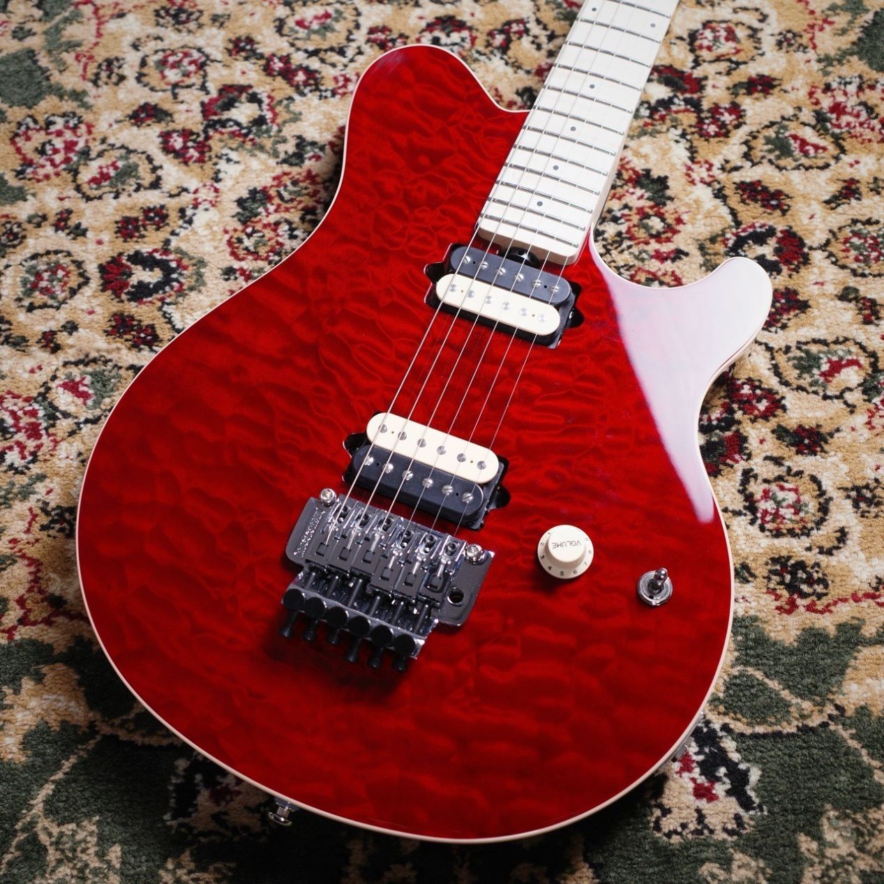 MUSICMANKID Limited AXIS Trans Red Quilted Maple Top Matching Head