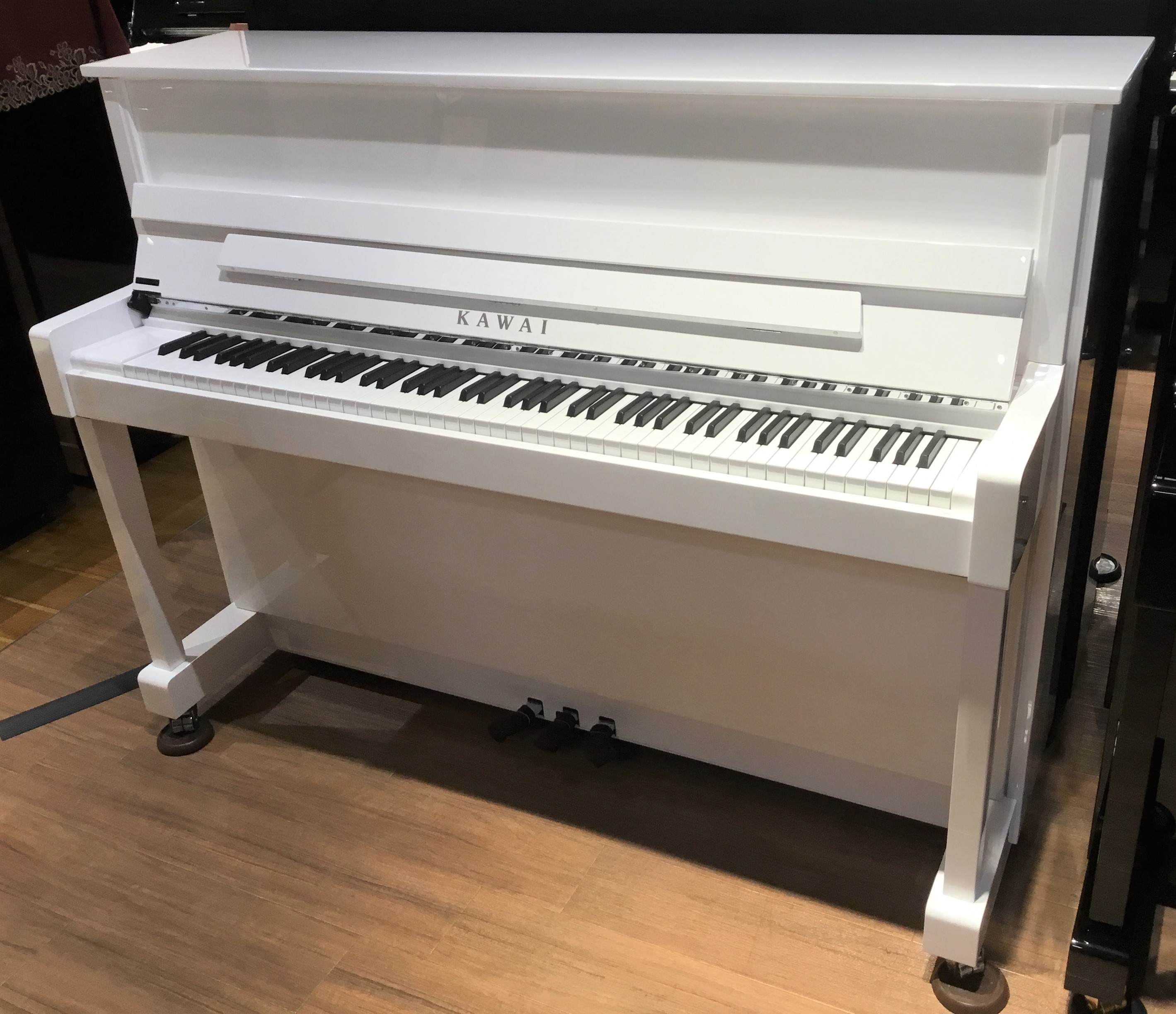 新品アップライトピアノK-114SX