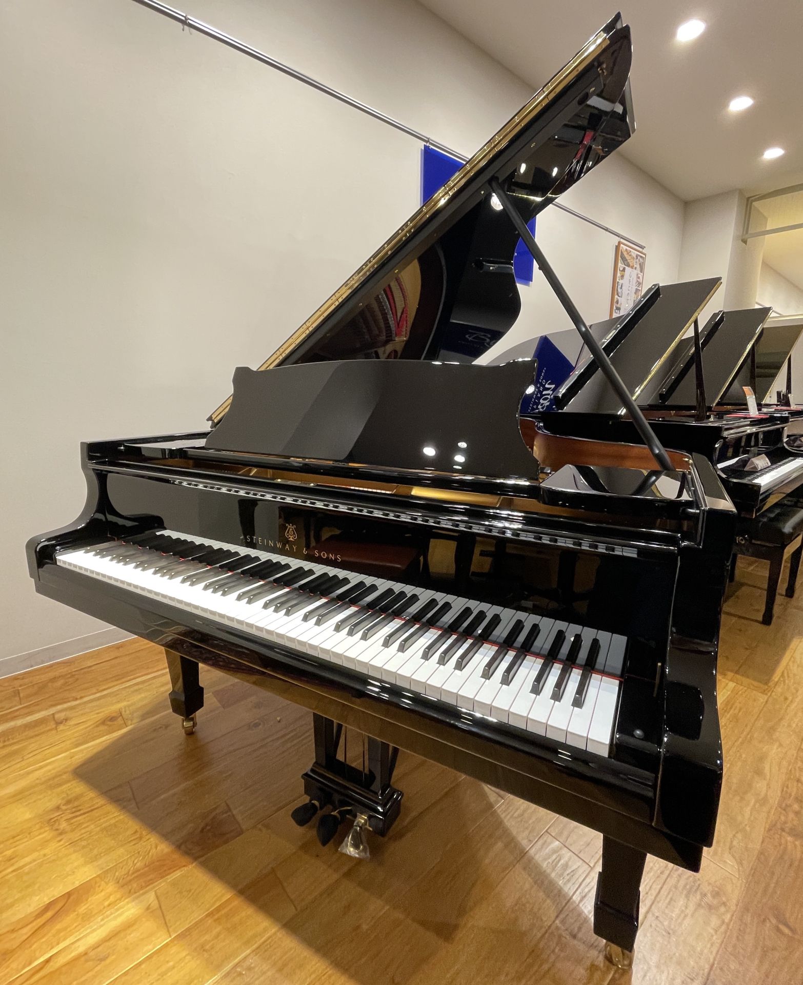 【ご成約済】STEINWAY & SONS Model. B-211
