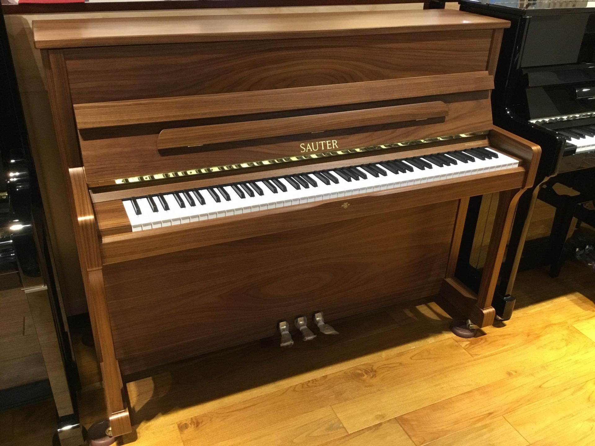 SAUTER(ザウター)　新品アップライトピアノPremiere 114