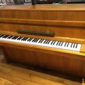 STEINWAY＆SONS アップライトピアノ MODEL.「F」が入荷しました
