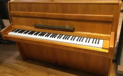STEINWAY＆SONS アップライトピアノ MODEL.「F」が入荷しました