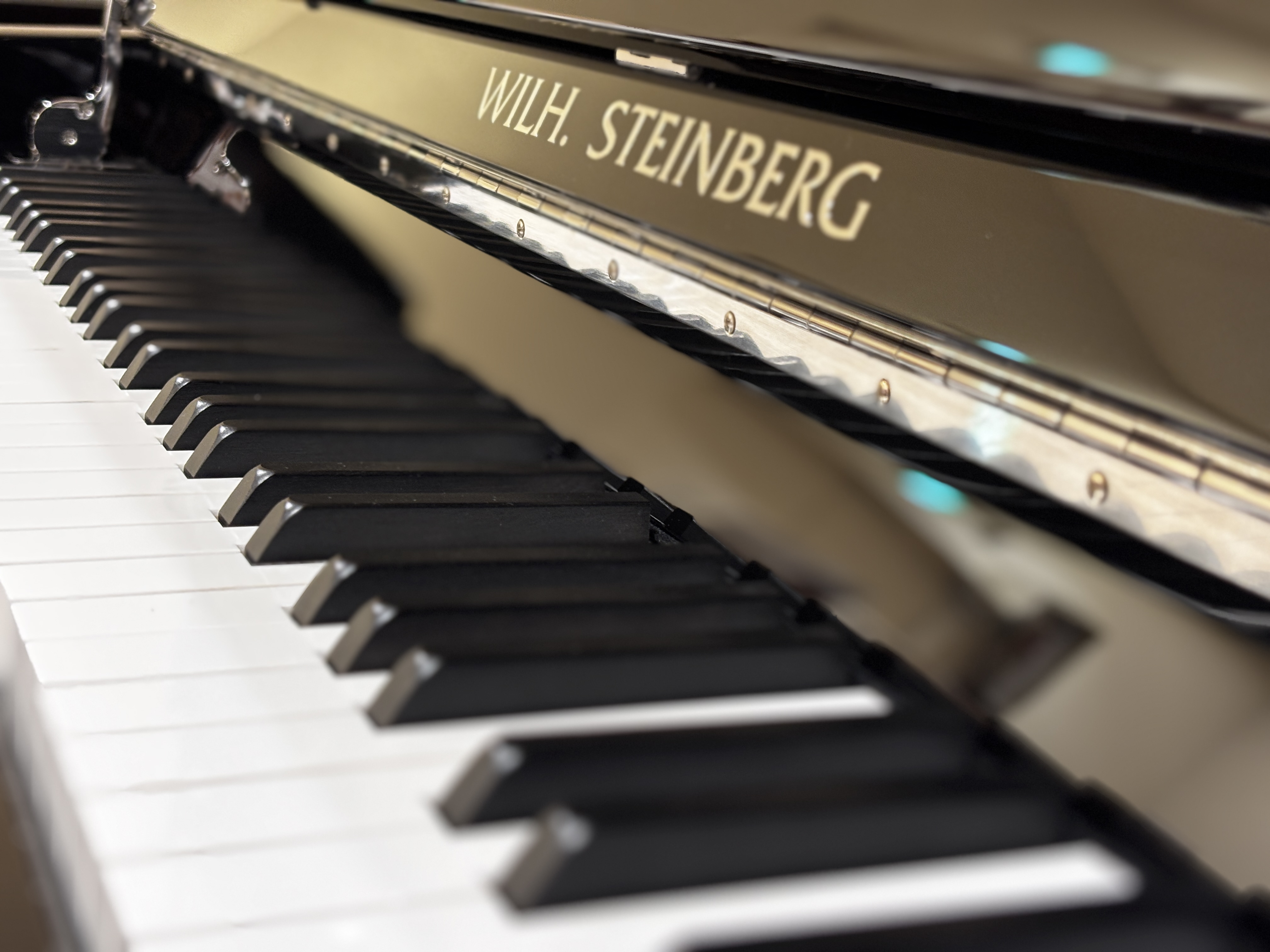 「ピアノの本場、ドイツ発祥の本格派ブランド。拘りたいあなたへ……」 当店島村楽器ピアノショールーム市川コルトンプラザ店では、多彩なピアノをお取り扱いしています！他メーカーのピアノと比較試弾もできます！皆様のご来店、心よりお待ちいたしております♪ CONTENTSご案内お問い合わせ新品アップライトピア […]