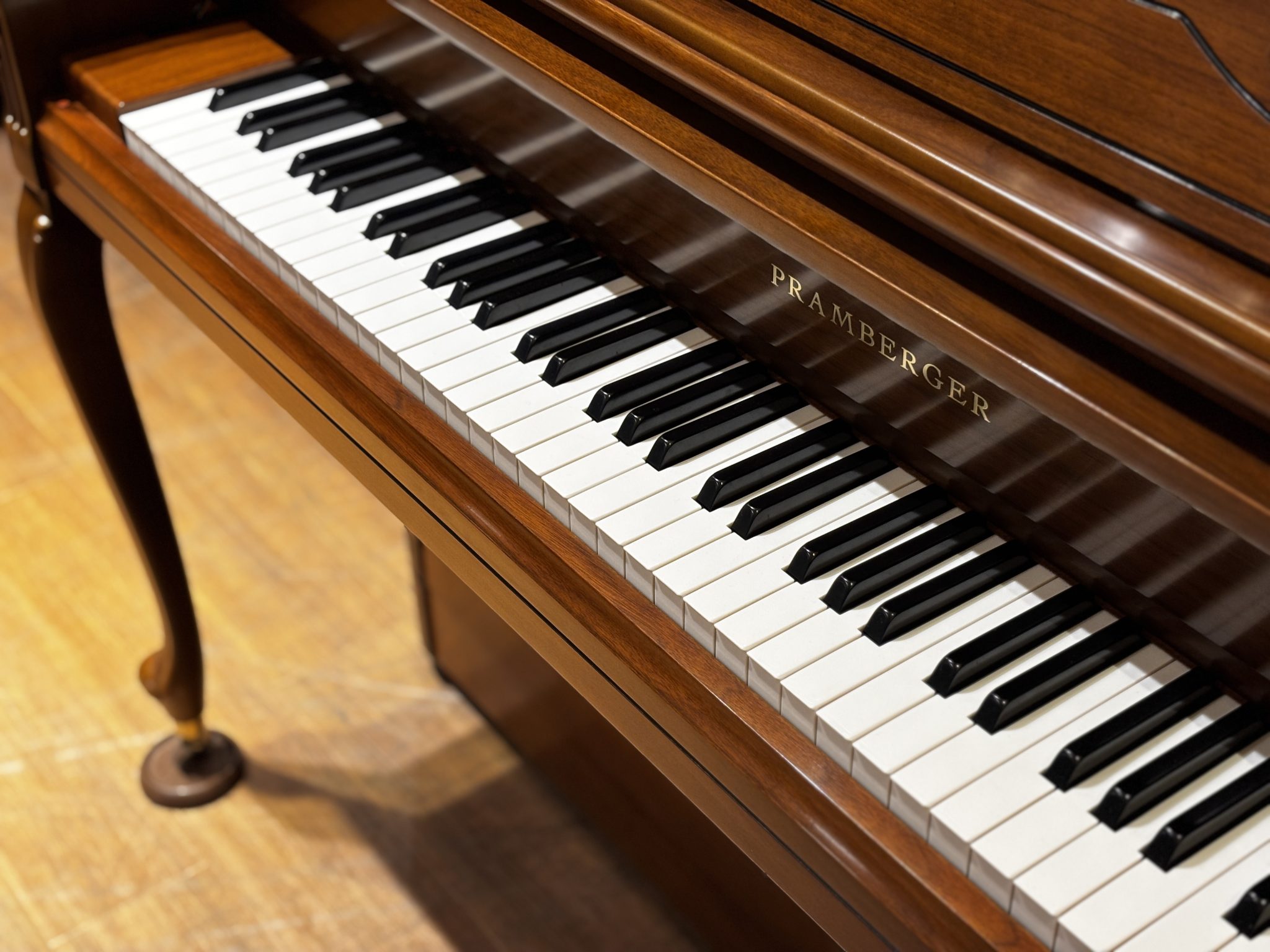 【プレンバーガー】プレンバーガーピアノ・総合展示ご案内