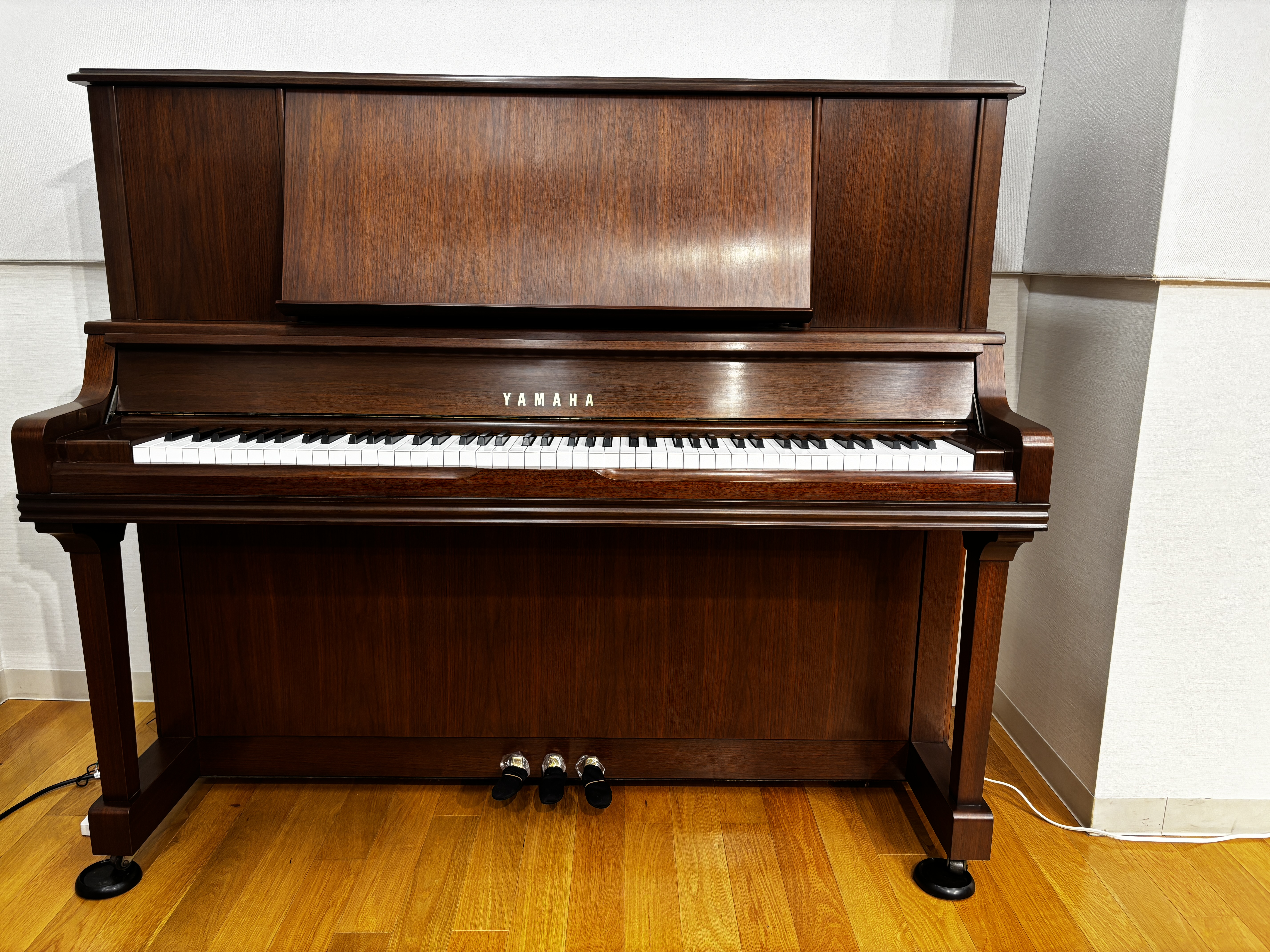 中古アップライトピアノUX300Wn 1994年製