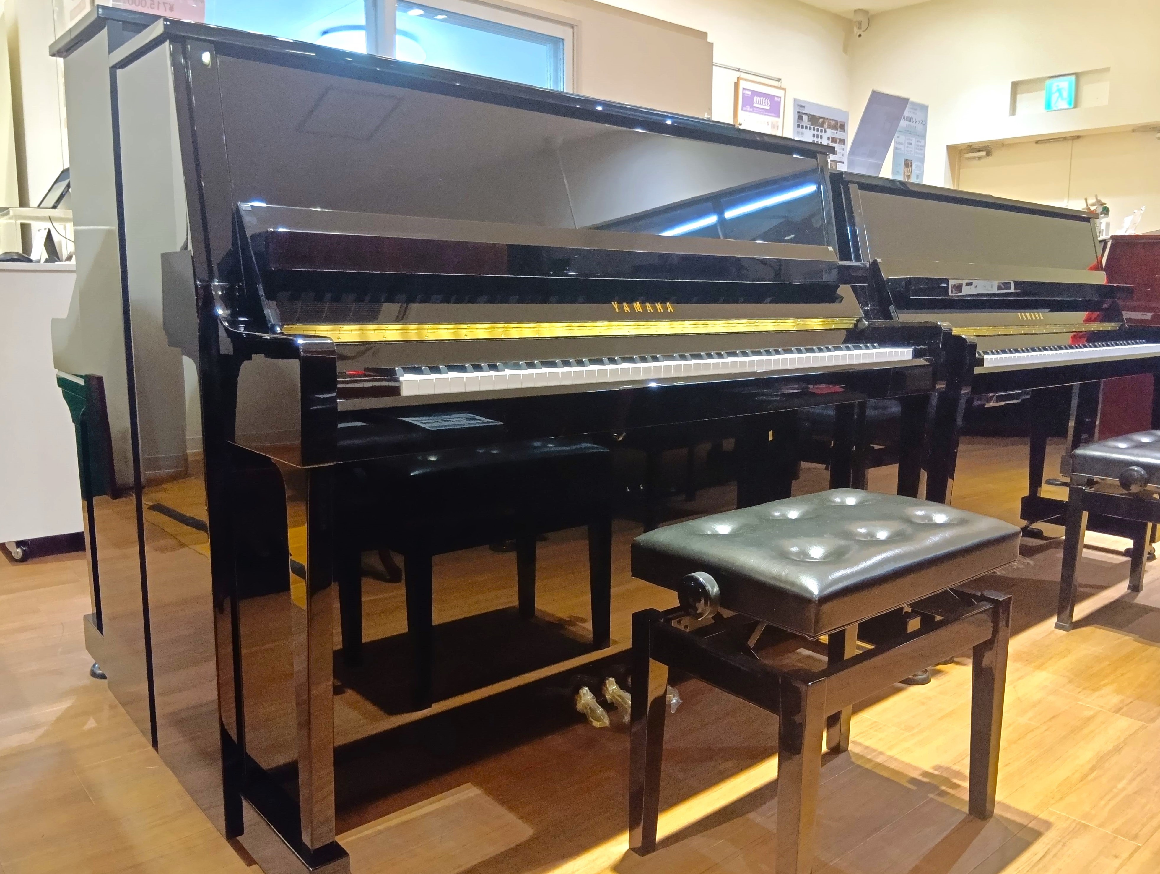 YAMAHAB30