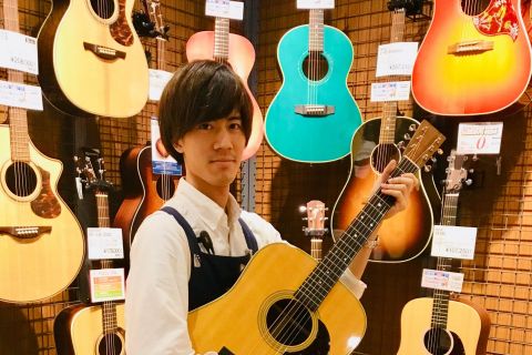 スタッフ写真 アコースティックギター、ギターアクセサリー 田平