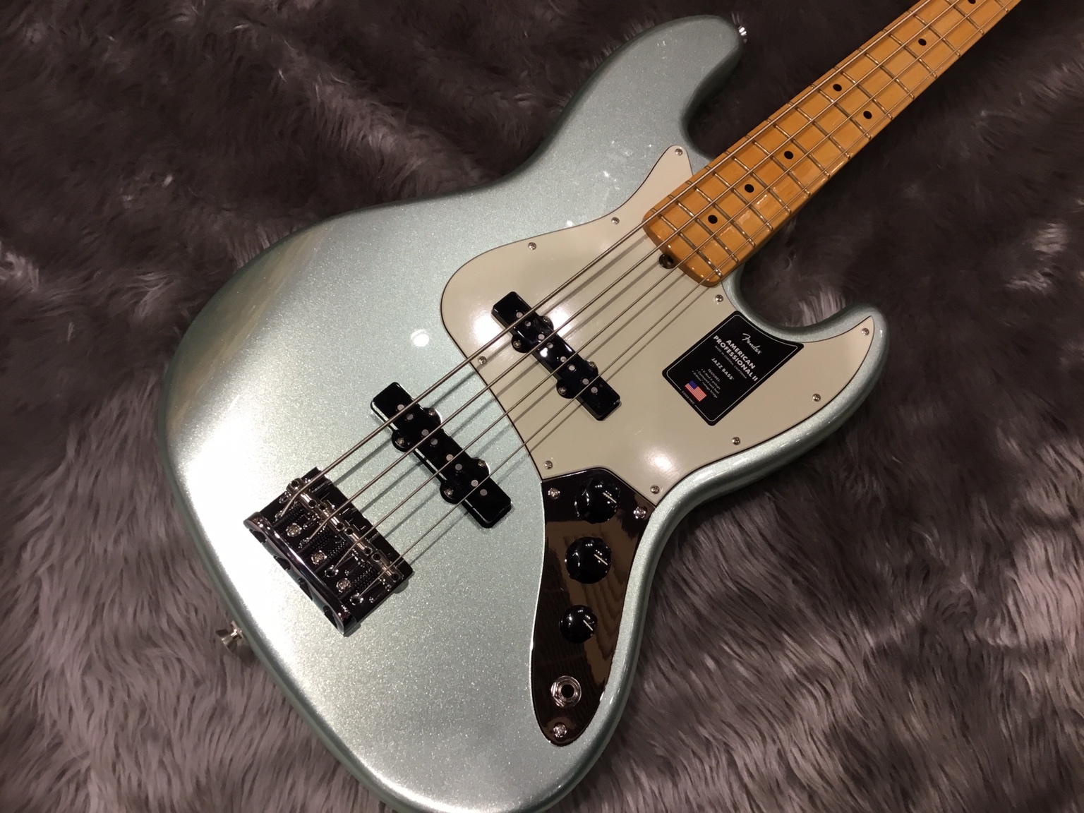 【新商品】Fenderから新商品 American Professinal Ⅱ Jazzbass MN MSFGが入荷しました！