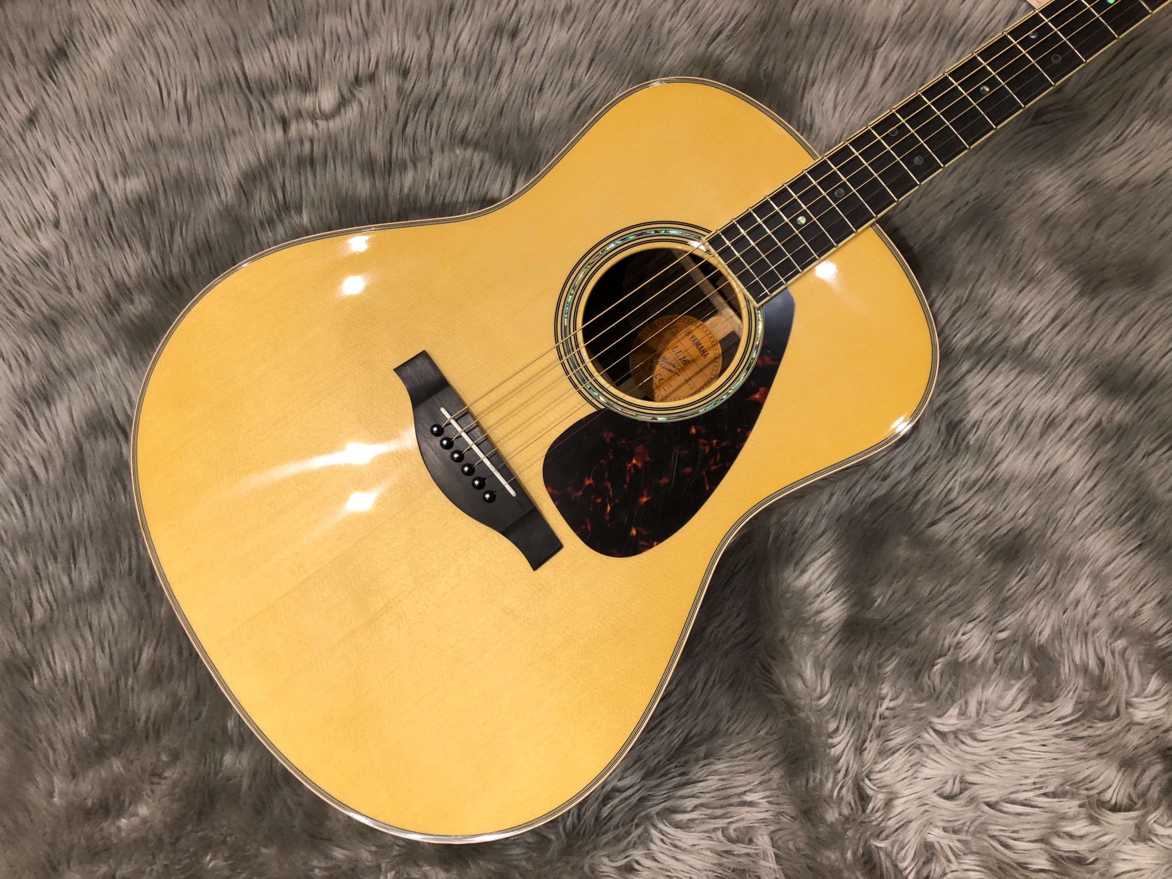 YAMAHA LL16 アコースティックギター