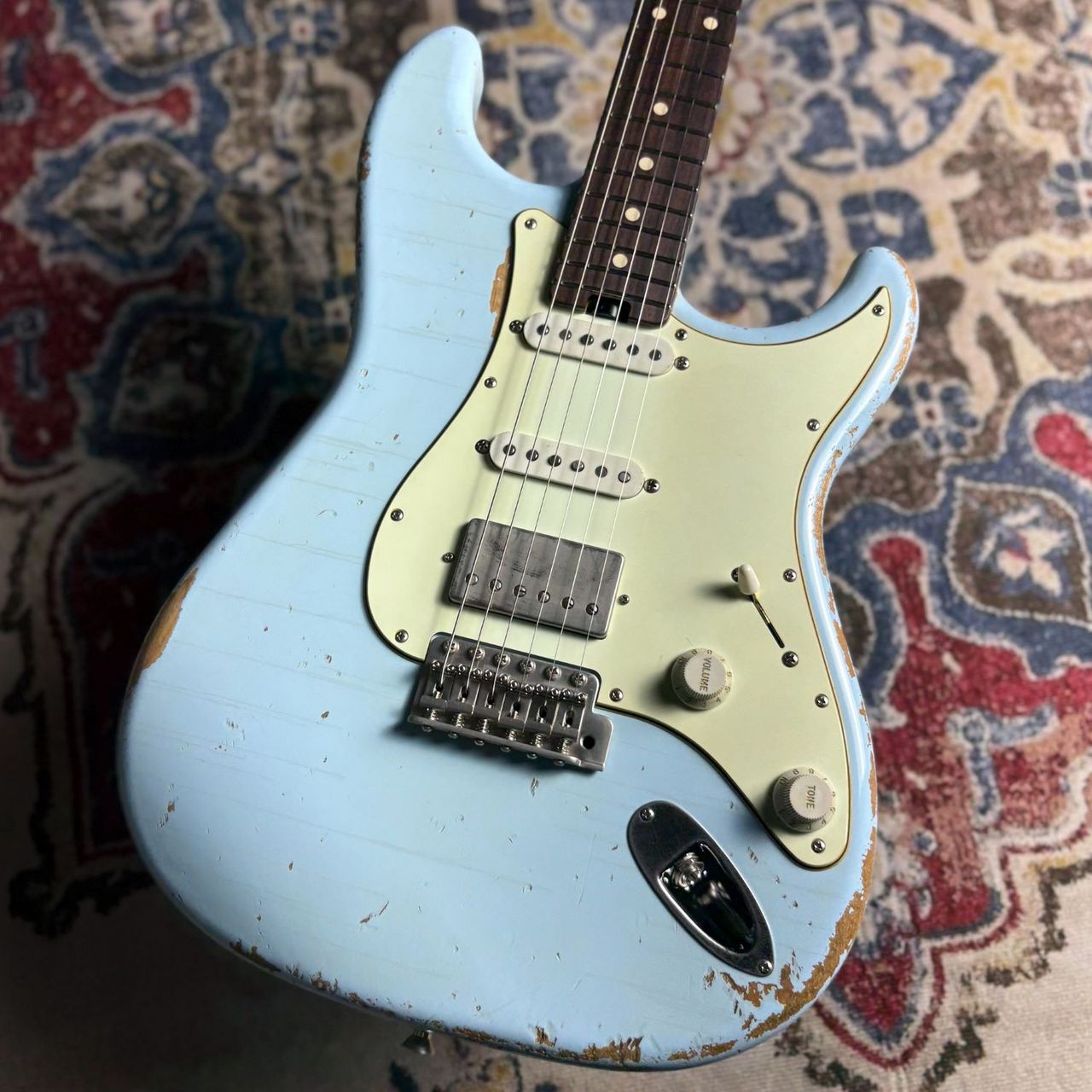 Tsubasa Guitar WorkshopLucy SSH R H.Aged