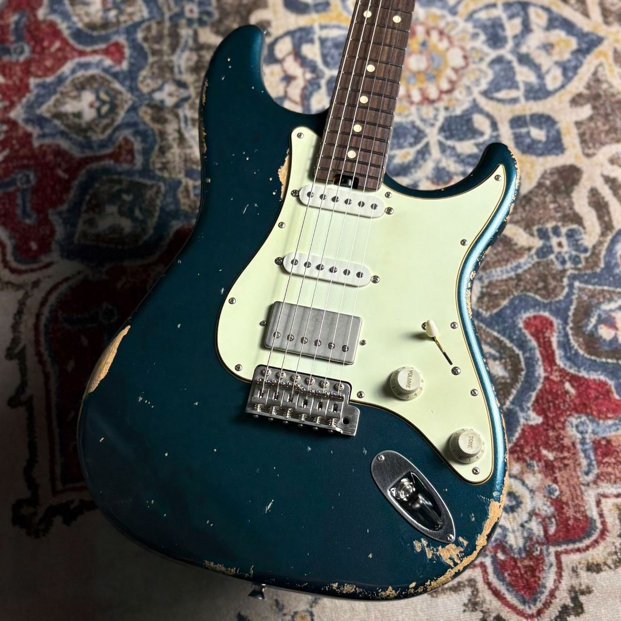 Tsubasa Guitar WorkshopLucy SSH R H.Aged