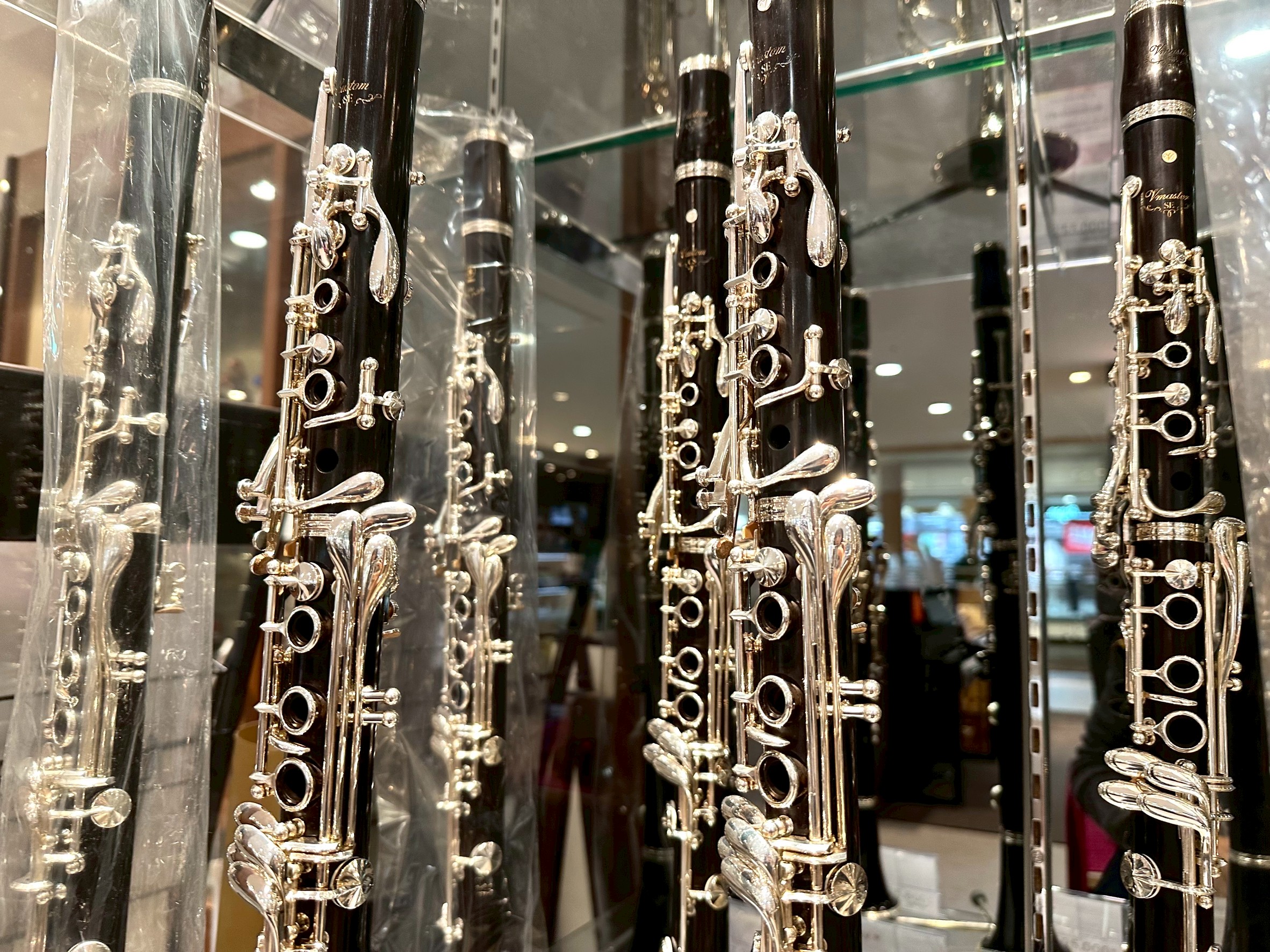 クラリネットをこれから始めたい方も、そろそろステップアップしたい方も、「自分に合う1本」をじっくり選んでいただけるクラリネットフェアを開催いたします。普段店頭ではなかなか吹き比べできないモデルも多数ご用意し、試奏・ご相談いただける特別な期間です。 CONTENTSクラリネットフェア詳細展示モデル一覧 […]