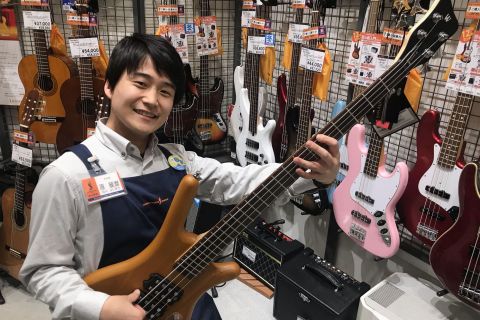 スタッフ写真 ベース・ドラム・DTM・PA 原