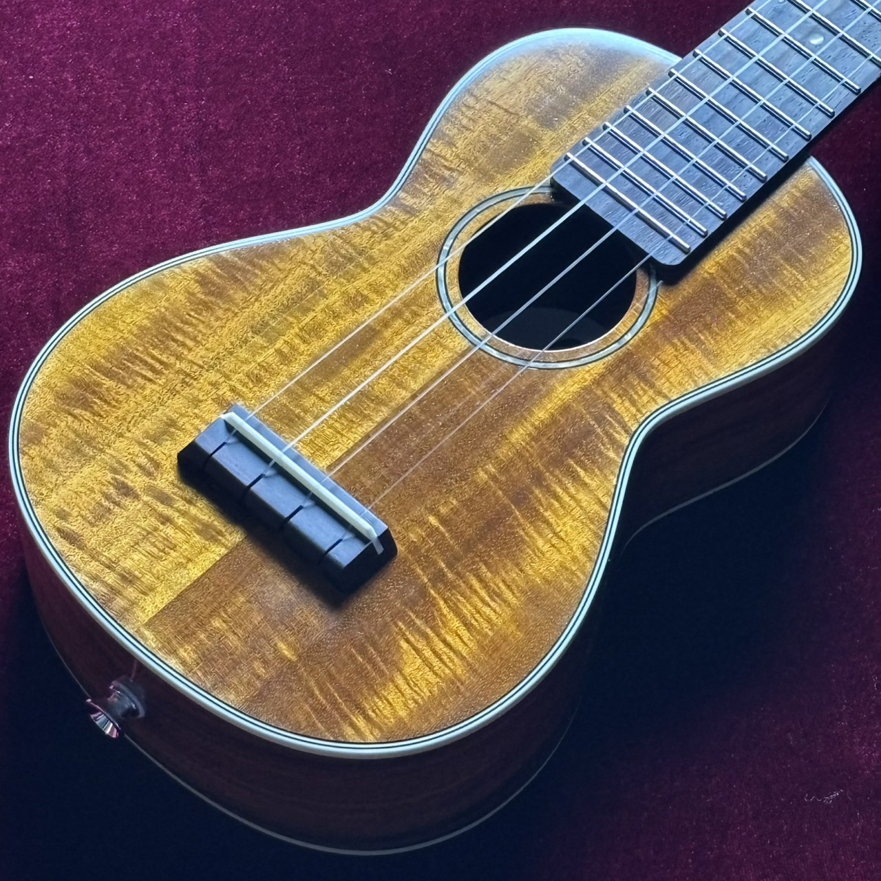 ハワイ生まれの可愛らしい弦楽器・ウクレレ。 大人から音楽を始める方に、とても人気の楽器です。 小さくて持ち運びも便利なため、お子様からの人気も急上昇中です。 軽やかで陽気な音色が魅力なウクレレを、月2回のレッスンからはじめてみませんか。 CONTENTSこんな方におすすめ曜日・システム入会・体験レッ [&hellip;]