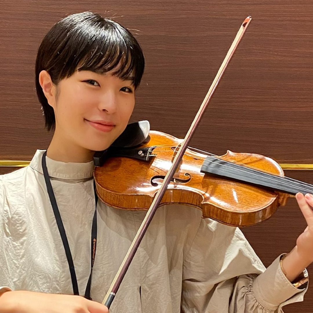 *北村　希（きたむら　のぞみ）　担当曜日:火曜日 *講師プロフィール 5歳よりヴァイオリンを始める。 都立総合芸術高校音楽科、桐朋学園大学卒業。]] 2015年草津国際音楽アカデミークラスにて、パオロ・フランチェスキー二に師事。]]ポップスバンドでの演奏の経験からジャンル問わずのレッスンに対応。 * […]
