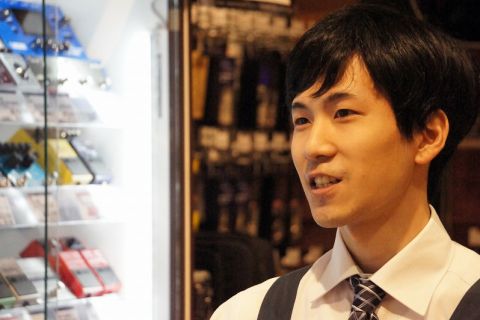 スタッフ写真 担当: エレキベース アンプ 水谷