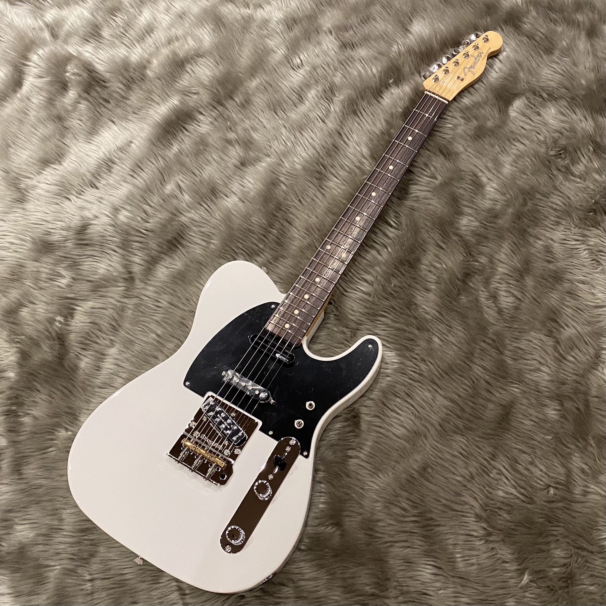 エレキギターMIYAVI Telecaster Rosewood Fingerboard Arctic White