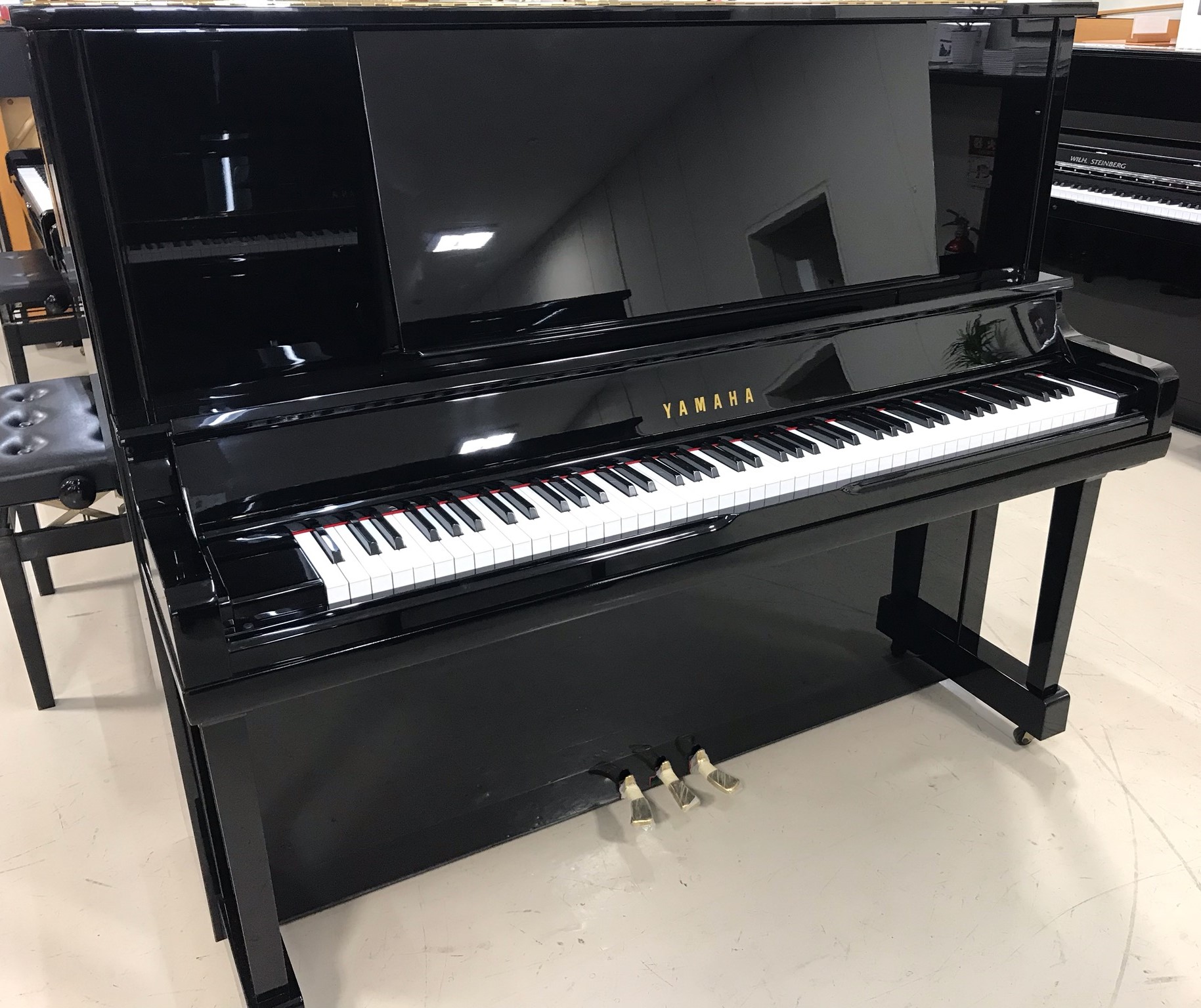 YAMAHAUX30BL