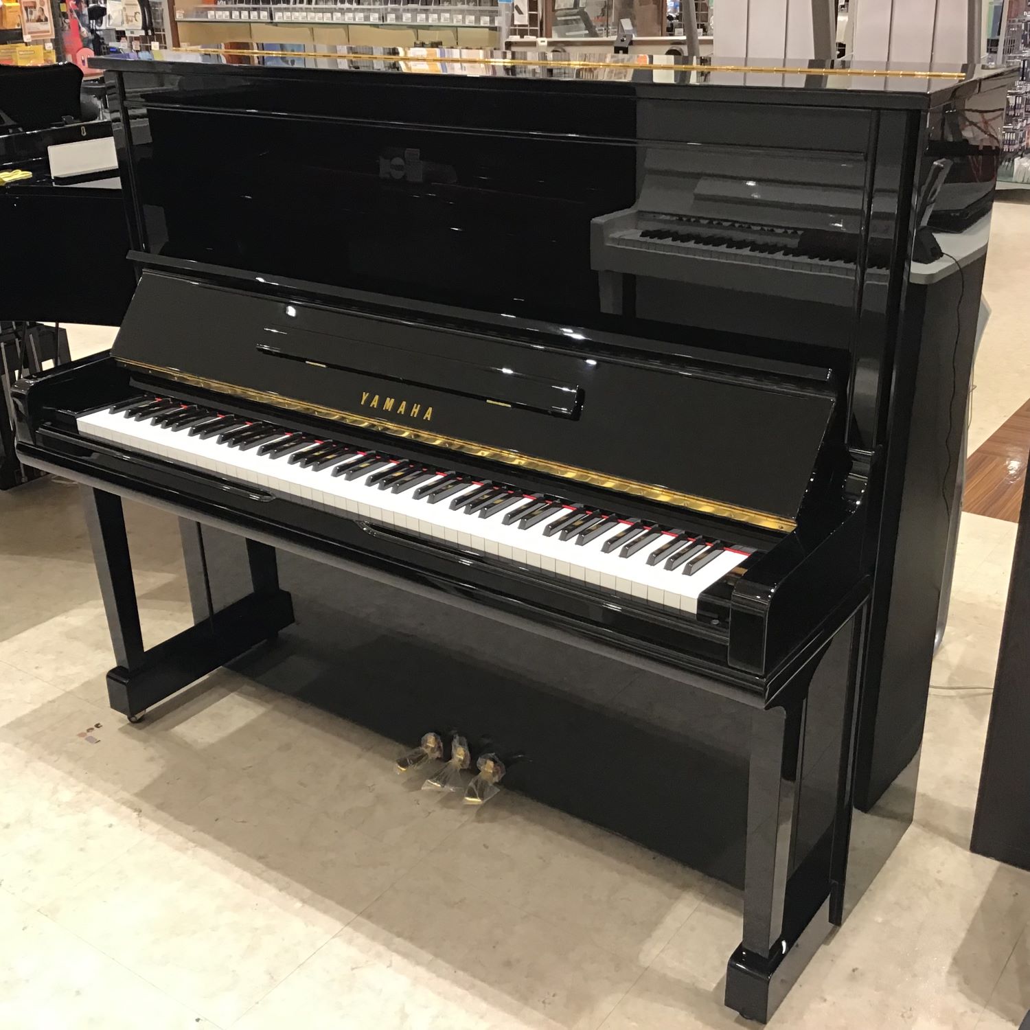 YAMAHAU30A