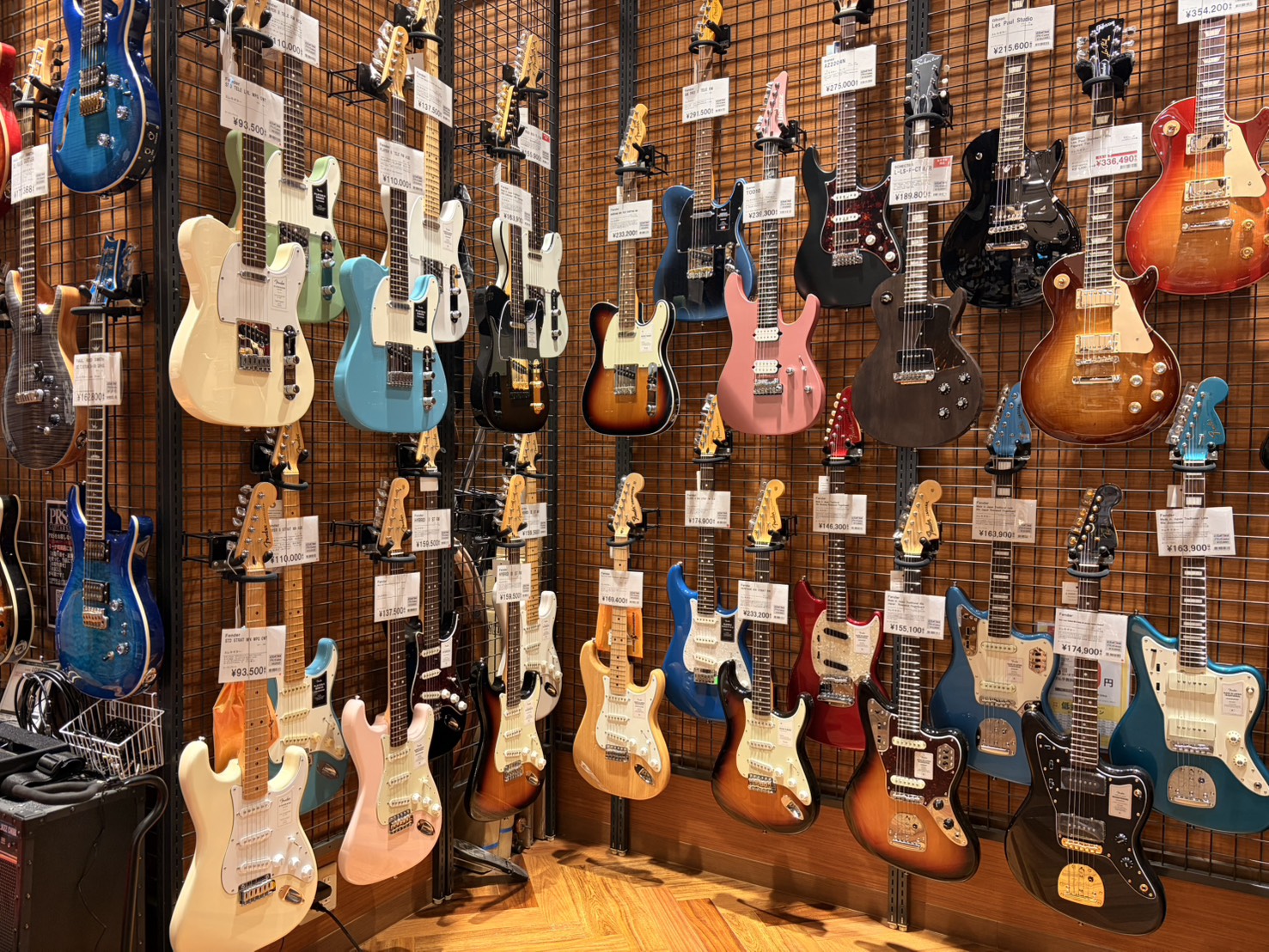 島村楽器ららぽーと海老名店は、海老名駅から直結のららぽーと海老名の4Fにございます。 CONTENTSアコースティックギター、エレキギター、エレキベース　各種取り揃えていますららぽーと海老名店をご利用頂くメリットららぽーと海老名店 商品ラインナップ店舗にご用意のない商品もお取り寄せできます。ショッピ [&hellip;]