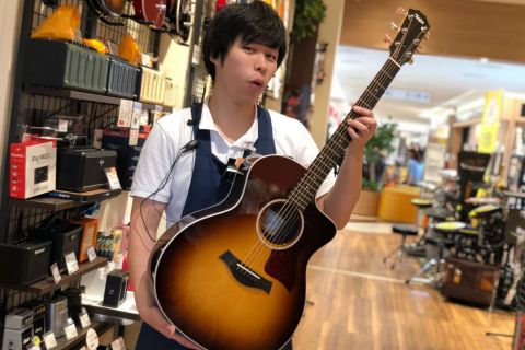 スタッフ写真 アコースティックギター・アンプ・弦 西山