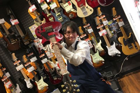 スタッフ写真 ギターアドバイザーエレキベース・中古楽器・ギターリペア 隅田