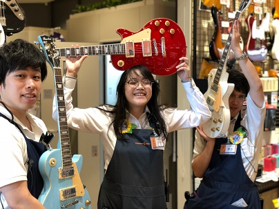 ミニギター お子様用のレスポール ミニギターが特別価格で入荷 ららぽーとexpocity店 店舗情報 島村楽器