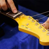 【ギター・ベース】弦交換は島村楽器にお任せください！