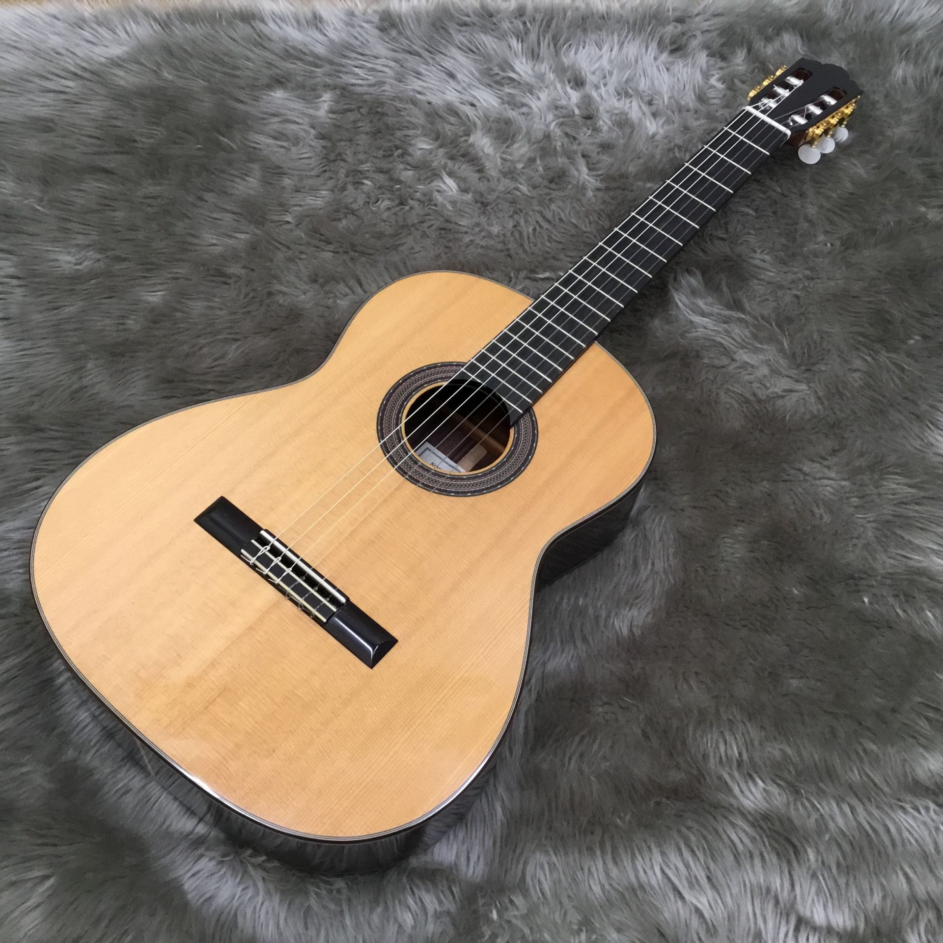 【クラシックギター】加納木魂（カノウ コダマ）40号・松（640mm）を期間限定で展示中