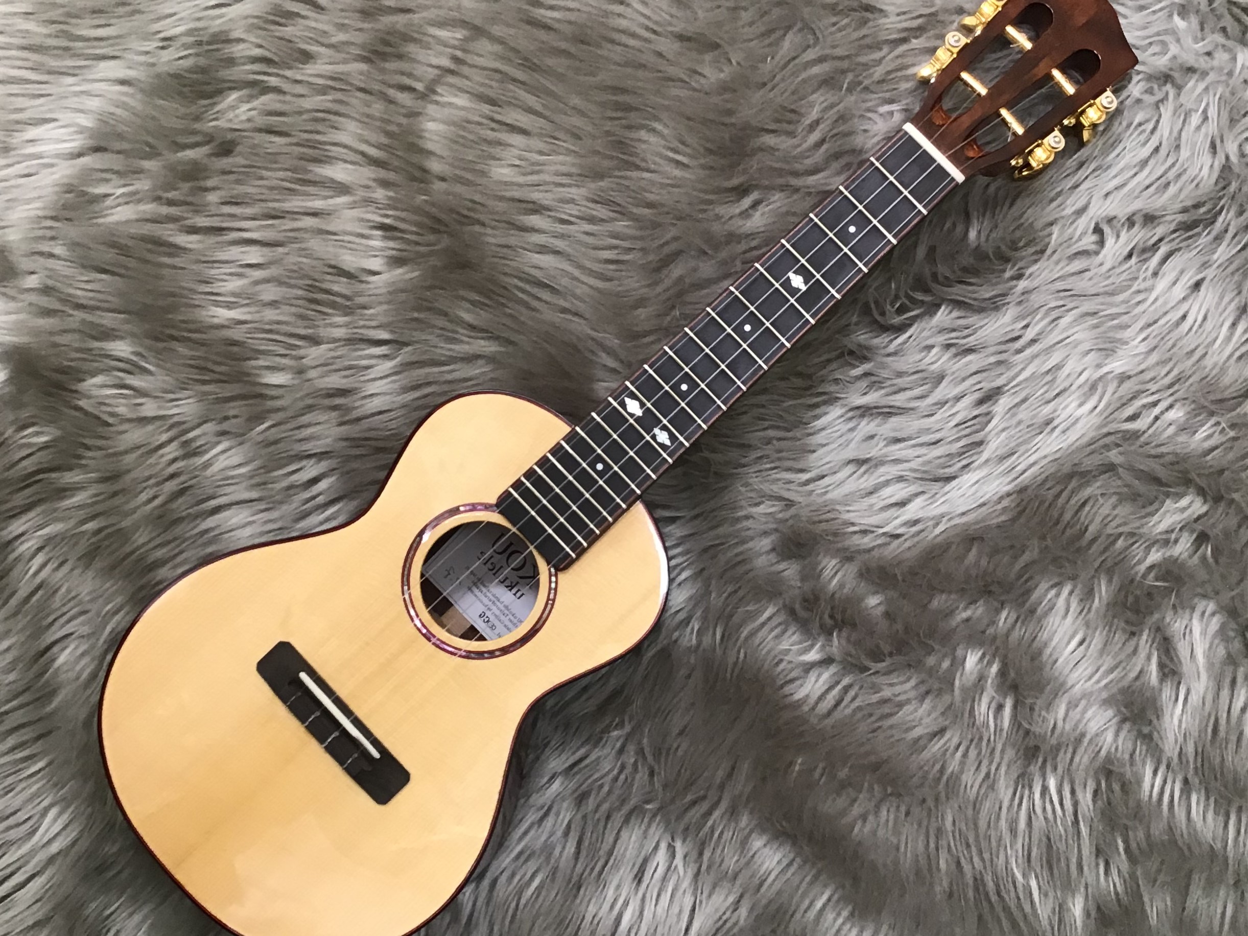【ウクレレ】KOUウクレレのエキスポシティモデル完成！こだわり詰めました