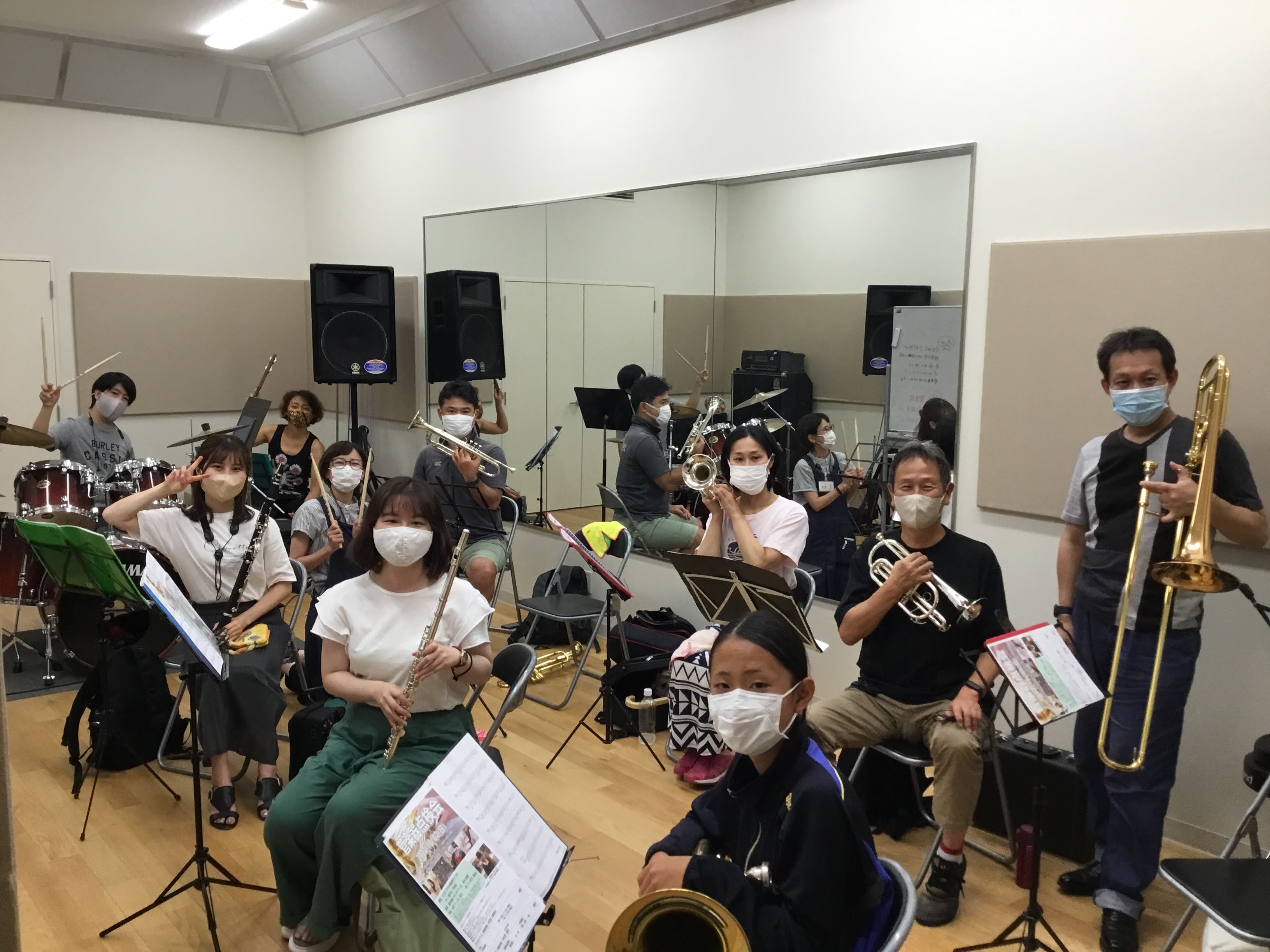 エキスポ吹奏楽団担当の杉浦です！参加してくださる皆さまが楽しめる時間となるよう元気に開催してまいります！よろしくお願い致します♪ 初心者の方も大歓迎です♪見学も可能ですので、ぜひご興味のある方はお気軽にお声がけください！ ※エキスポ吹奏楽団では人数制限や消毒などの感染対策を行いながら開催しております […]