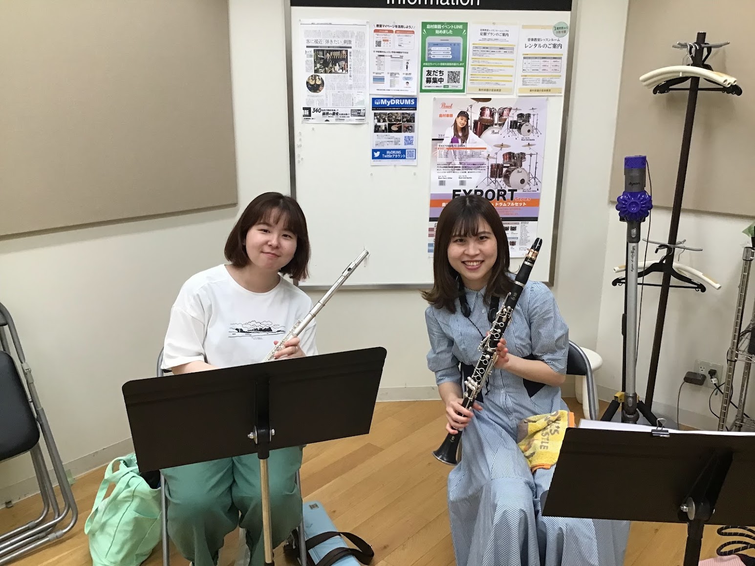 エキスポ吹奏楽団の藤本です。 ホームページの更新が遅れてしまいすみません！ 最近大雨が続いておりますので、皆さま体調の変化にはお気を付け頂ければと思います。 CONTENTS団員募集中！練習内容次回スケジュール団員募集中！ 楽器が大好きな方、楽器を始めたばかりの方、始めようと思っている方、普段おうち […]