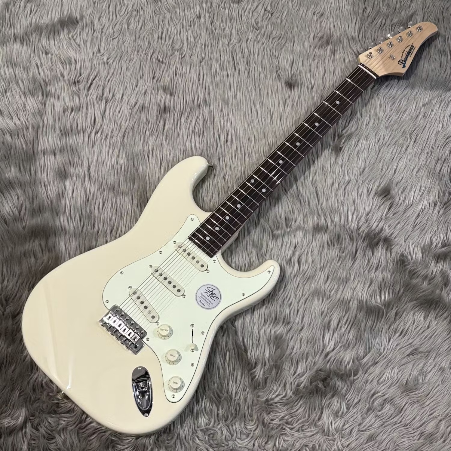 Providence／pS-204RSC/SS