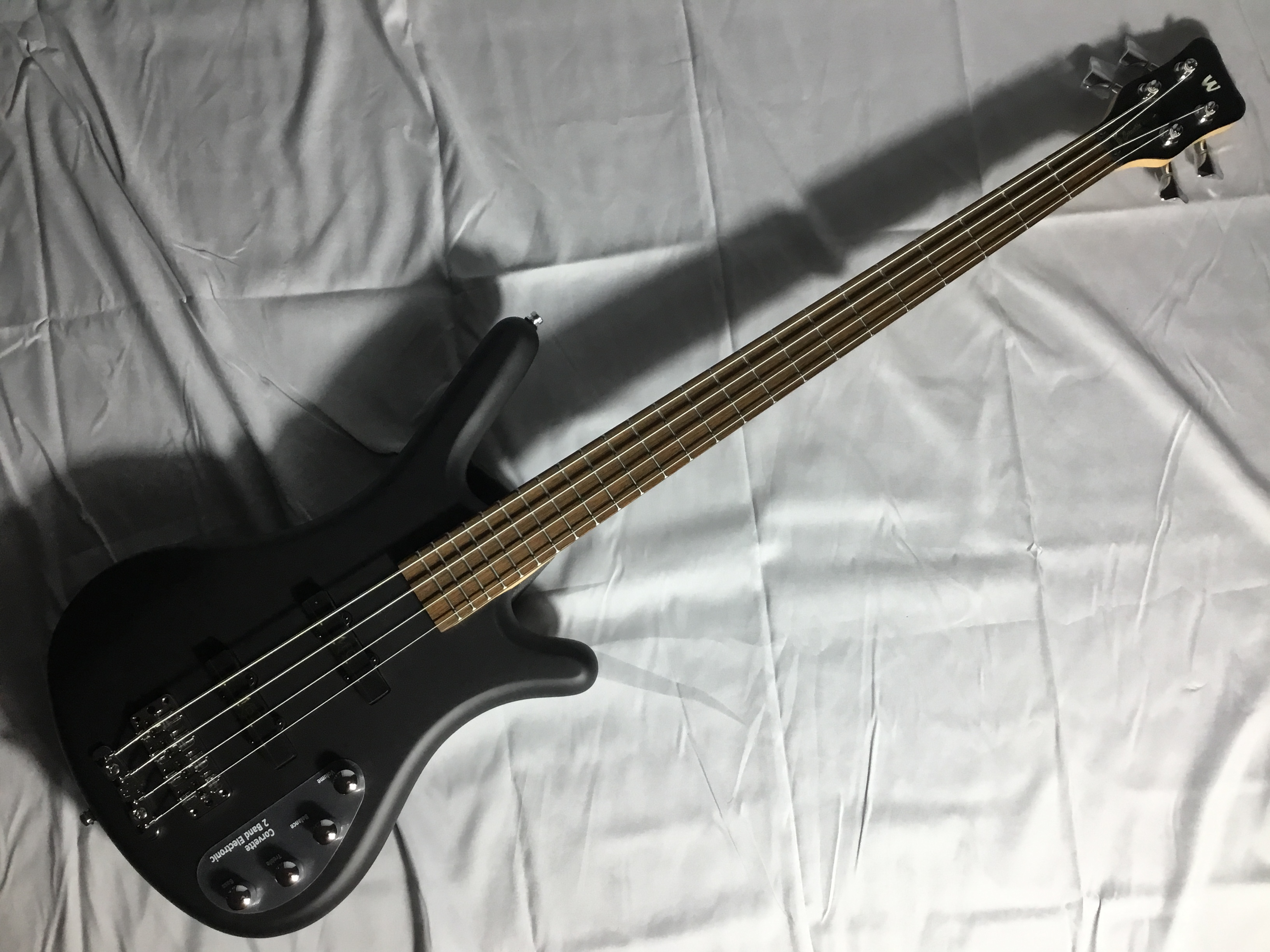 4弦ベースRockBass Corvette Basic 4st