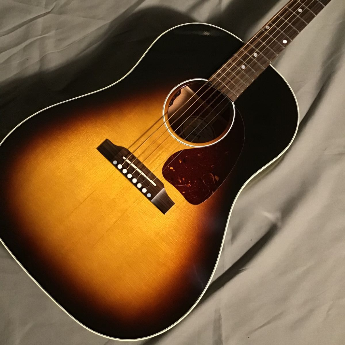 アコースティックギターGibson J-45 Standard