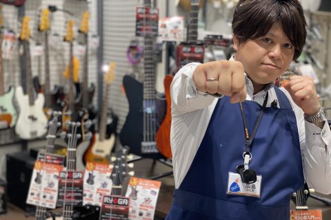 スタッフ写真 アコースティックギター、ウクレレ、弦、ギター小物 加島