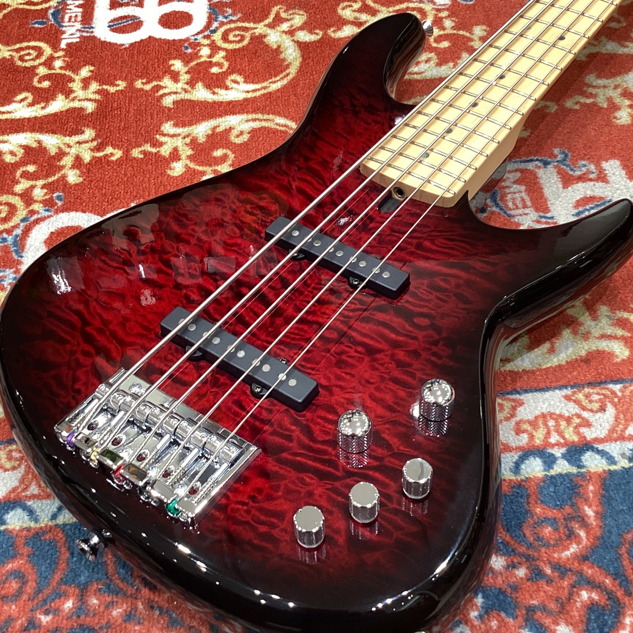 T's GuitarsOmni-5B/22/Q
