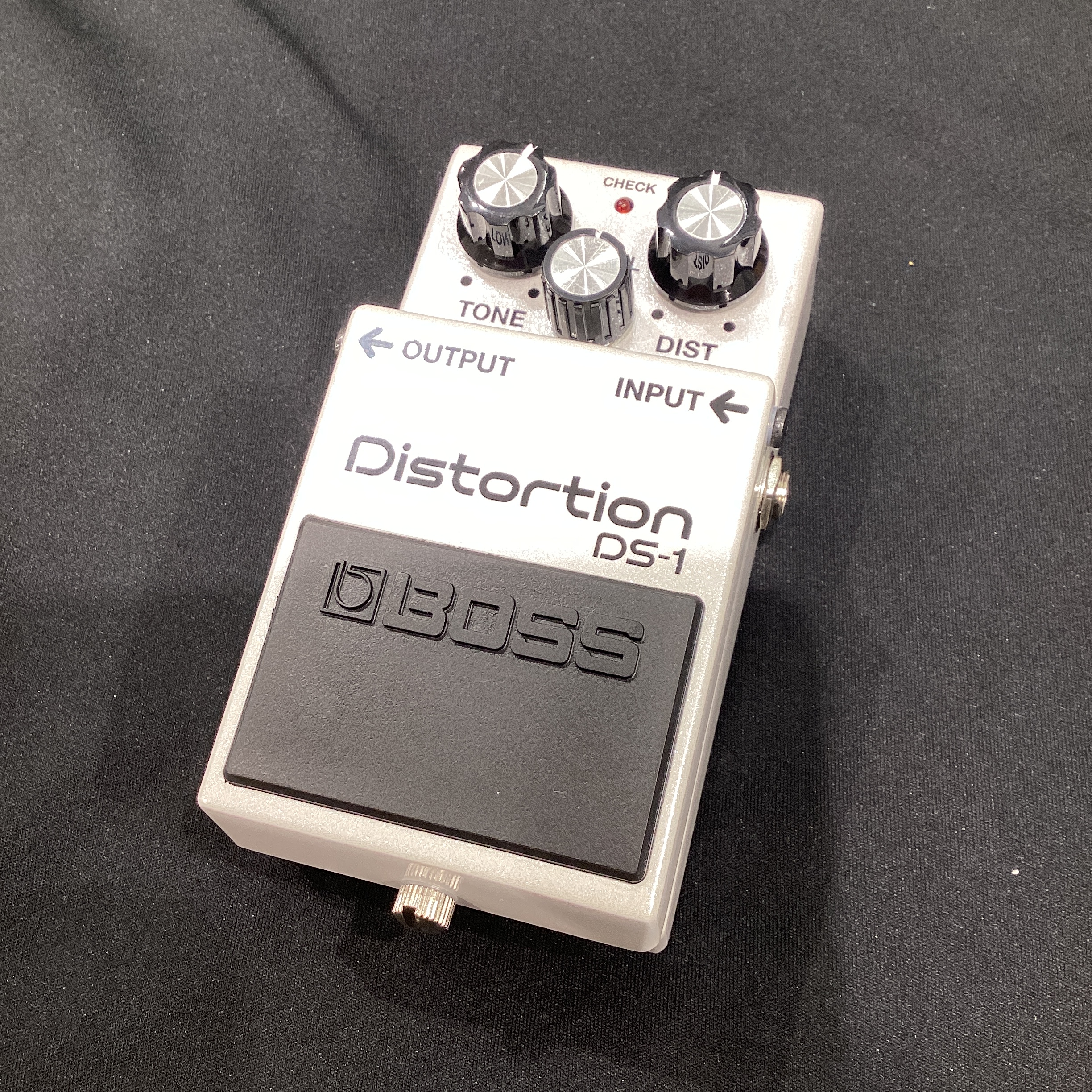 BOSSDS-1 Distortion 2024年限定生産ホワイトバージョン