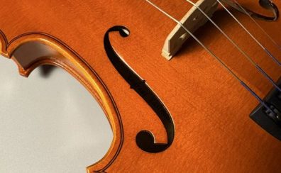 【バイオリン 弦交換承ります】