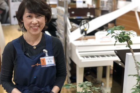 スタッフ写真 電子ピアノ、ピアノ 筬島